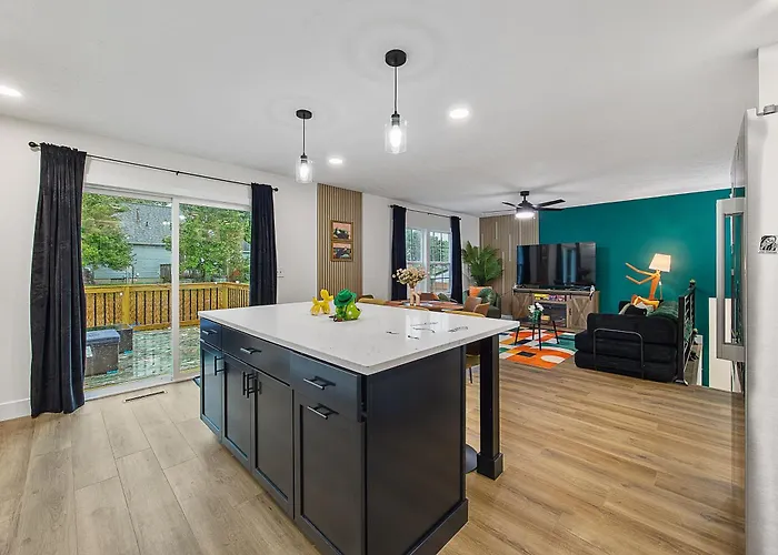 Hébergement de vacances Normal Escape Near Isu - Group Stay - Game Room & Hot Tub *