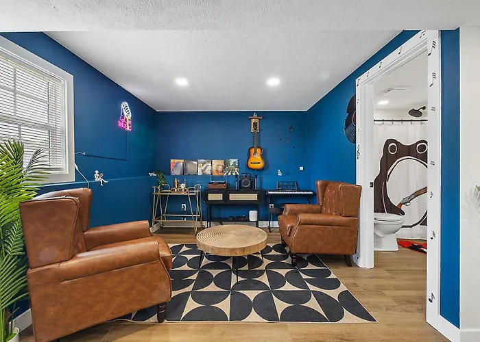 Hébergement de vacances Normal Escape Near Isu - Group Stay - Game Room & Hot Tub *