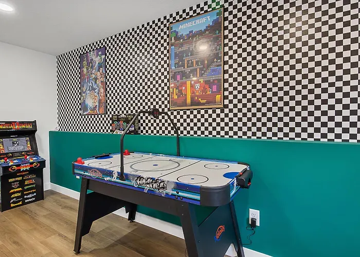 Normal Escape Near Isu - Group Stay - Game Room & Hot Tub Normal