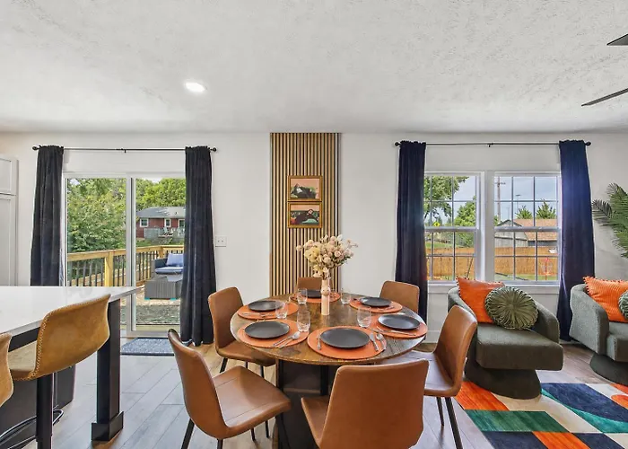 Normal Escape Near Isu - Group Stay - Game Room & Hot Tub Hébergement de vacances